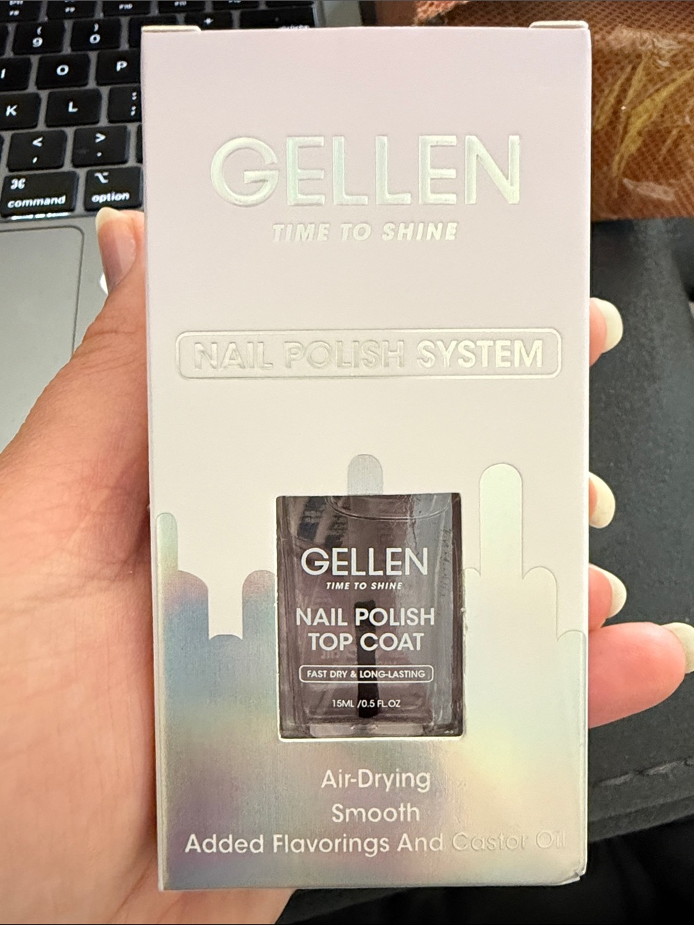 Gellen Nail Polish Top Coat air drying